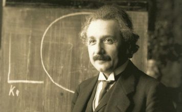 Albert Einstein explica por que é preciso ler os clássicos